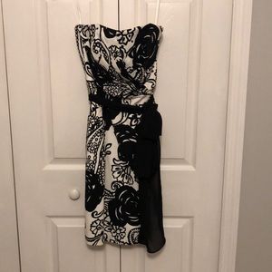 White house black market size 2 dress